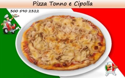Pizza de atún y cebolla